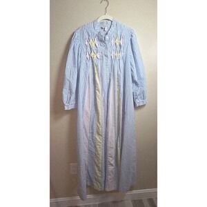 Vintage Saybury Blue Seersucker Smocked Nightgown House Dress Maxi Blue White M